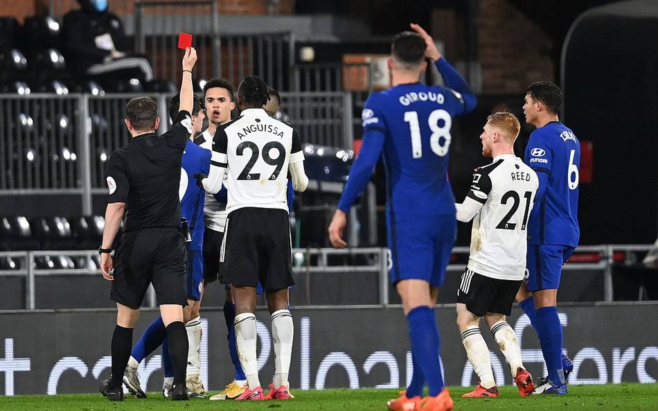 马尔卡宁33+7 爵士战胜独行侠