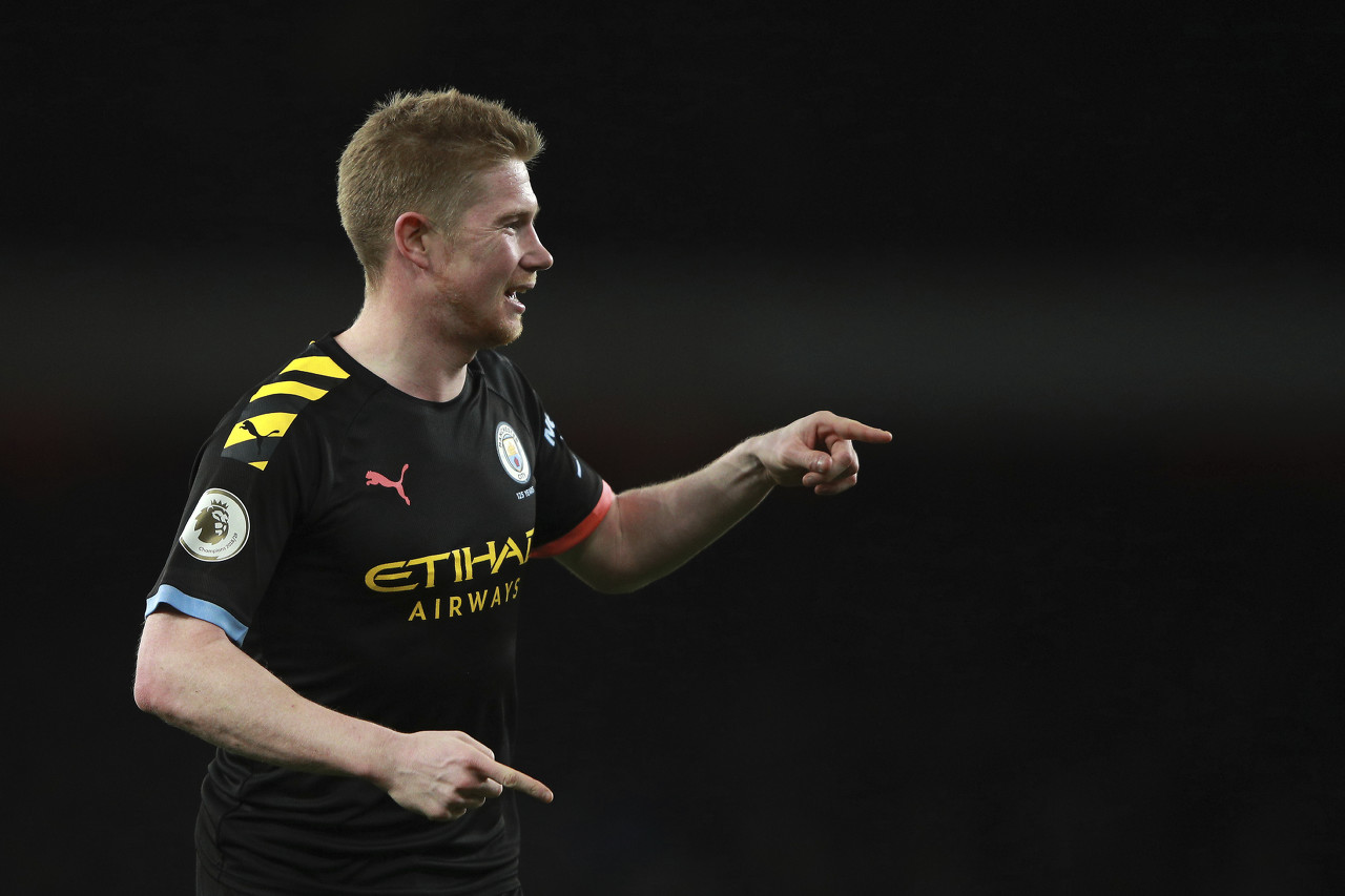 火药味 施罗德赛后试图击打东契奇引热议