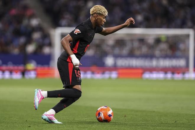 鲁能中锋位置离队第一人浮出水面，曾在亚冠进球