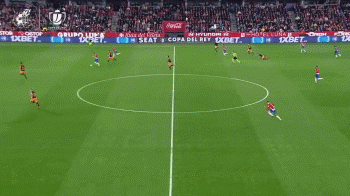 四换二，美媒提议湖人打造三状元阵容，可助老詹卢卡夺冠