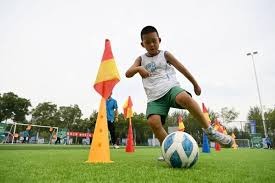 场均26+8+3！有进攻，有防守，还有三分，1.33亿美金果然超值