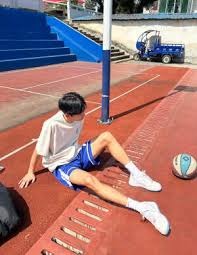 洛杉矶道奇队特奥斯卡·赫南德兹夺得 2024 年本垒打大赛冠军