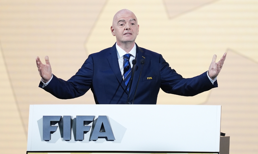 上折射了他 上折射了他