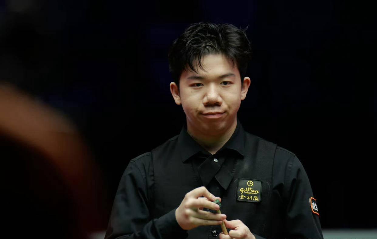 自信开朗的 自信开朗的